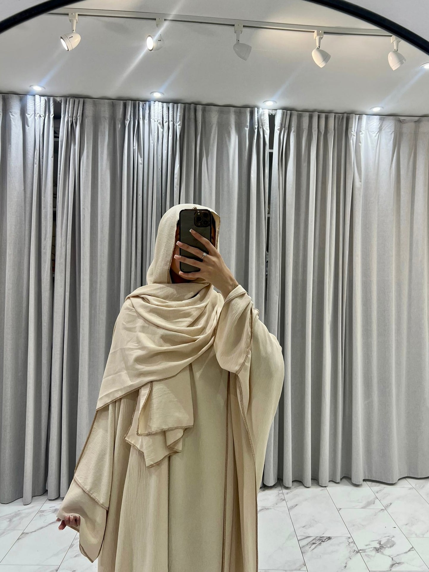 Abaya 28